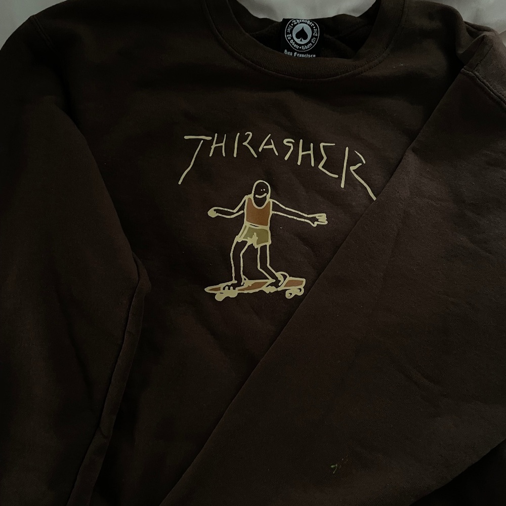 Brown thrasher crew neck